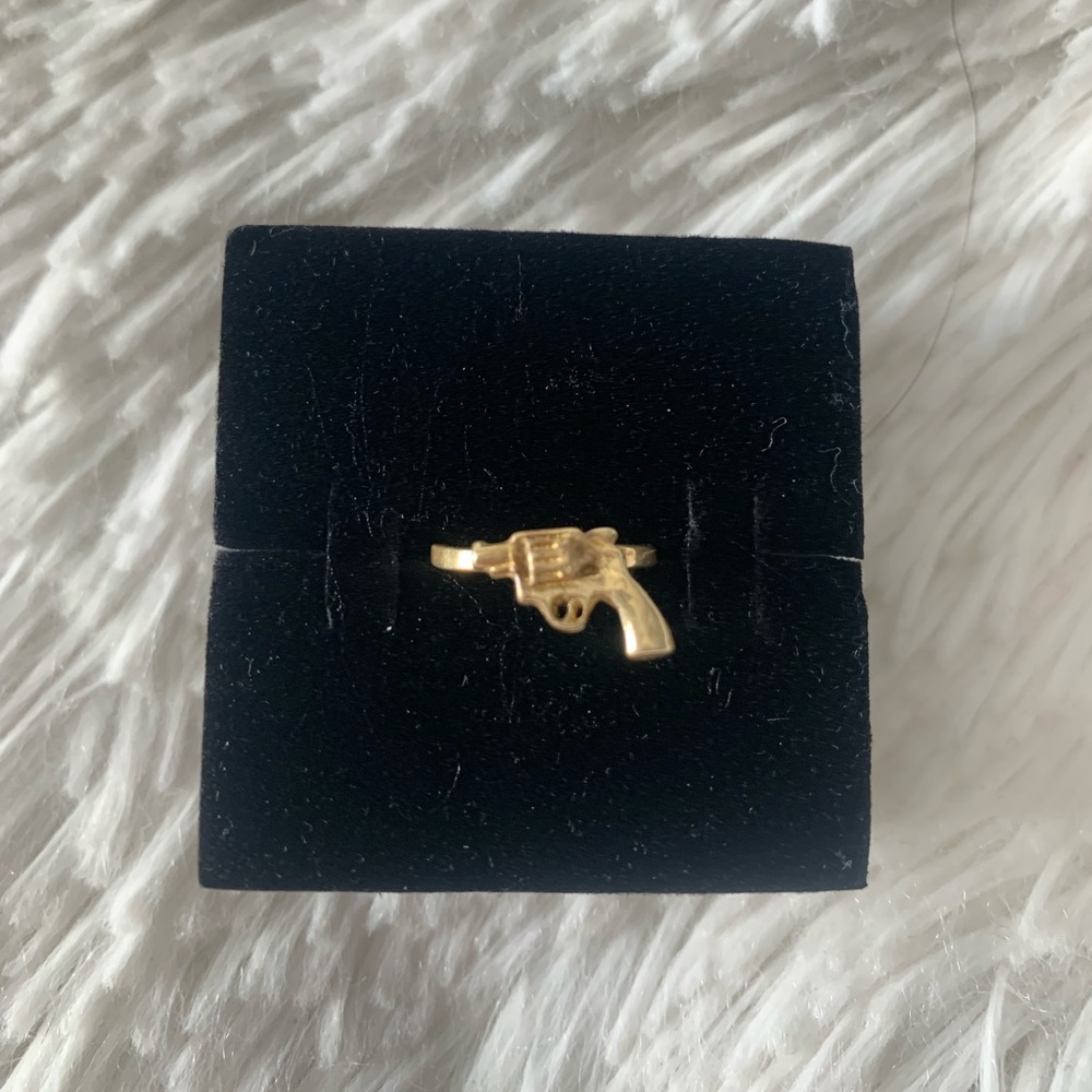 Verameat gun ring gold brass